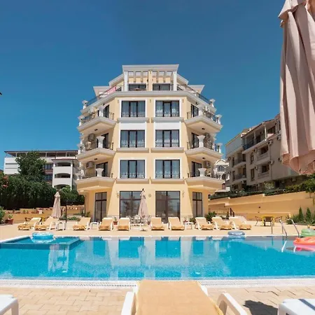 Apartment Horizon 3 'в' *